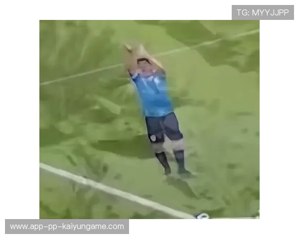 守门员夜间高抛球训练，出击时机判断能力被数据证明进步